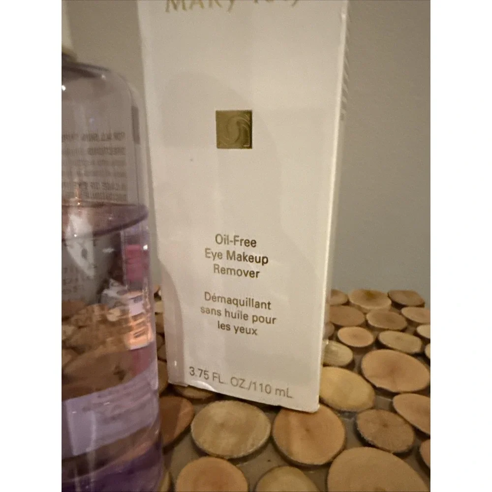 Mary Kay Oil Free Eye Makeup‎ Remover 3.75 fl.oz 089100